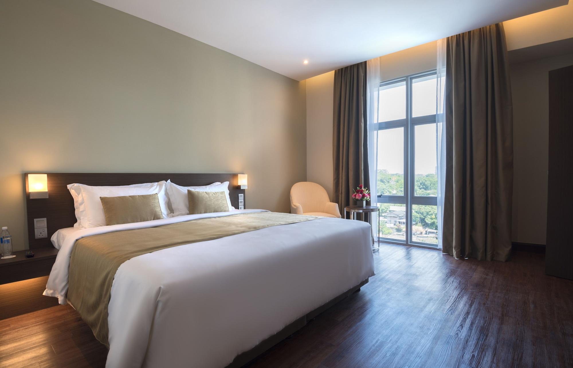Astana Wing - Riverside Majestic Hotel 5*
