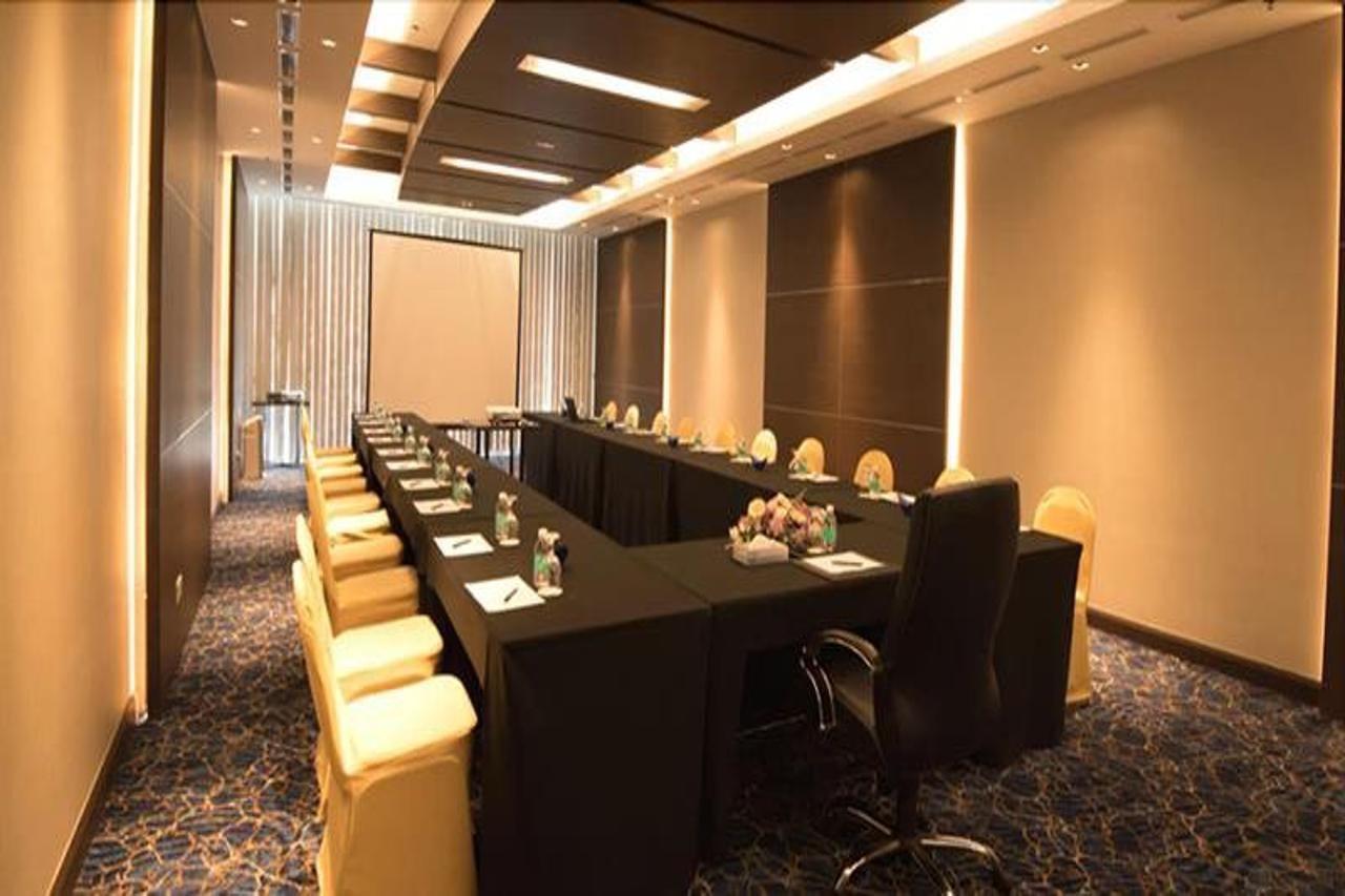 Astana Wing - Riverside Majestic 5* Kuching